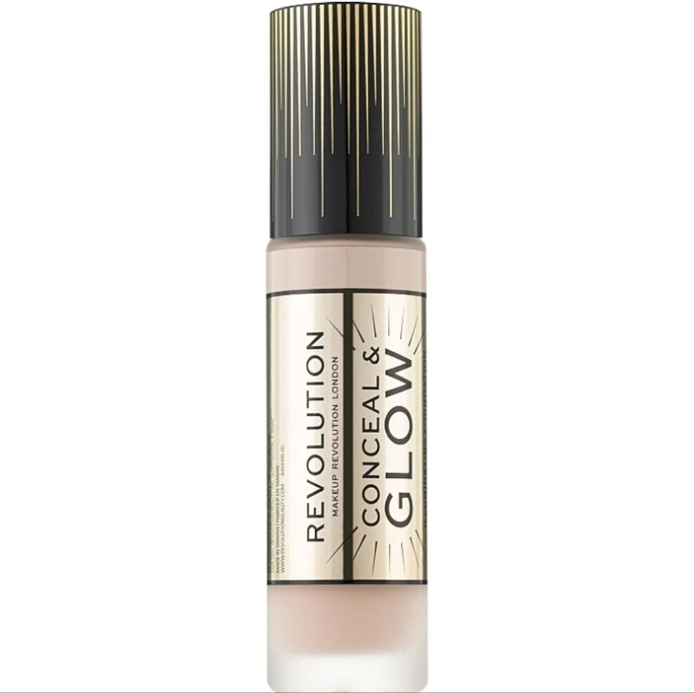 Revolution‎ Conceal & Glow Foundation - F2 Shade